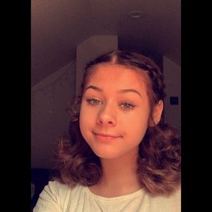 Meet your Posher, Catherine